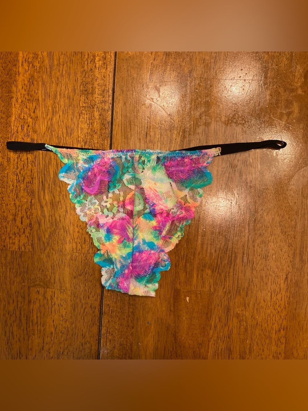 NWT VICTORIA'S SECRET PINK M NEON GREEN ORANGE FLORAL LACE RARE V STRING PANTIES